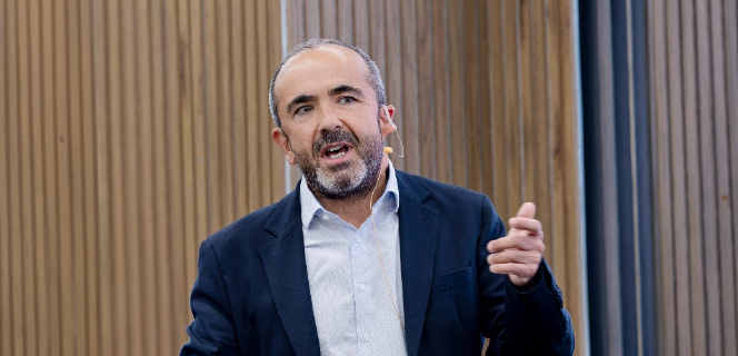 MARIANO MARTÍN GARCÍA-CUNEF: LA IA NO TRANSFORMA EMPRESAS: TRANSFORMAN LAS FORMAS DE TRABAJAR