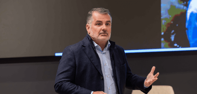 DE LÍDER DE EQUIPO A EQUIPO LÍDER: EL RETO DE ACTIVAR LA INTELIGENCIA COLECTIVA